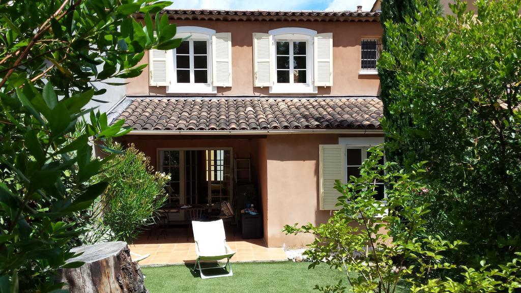 Provencal House In Fayence With Pool & Indoor Spa Zewnętrze zdjęcie